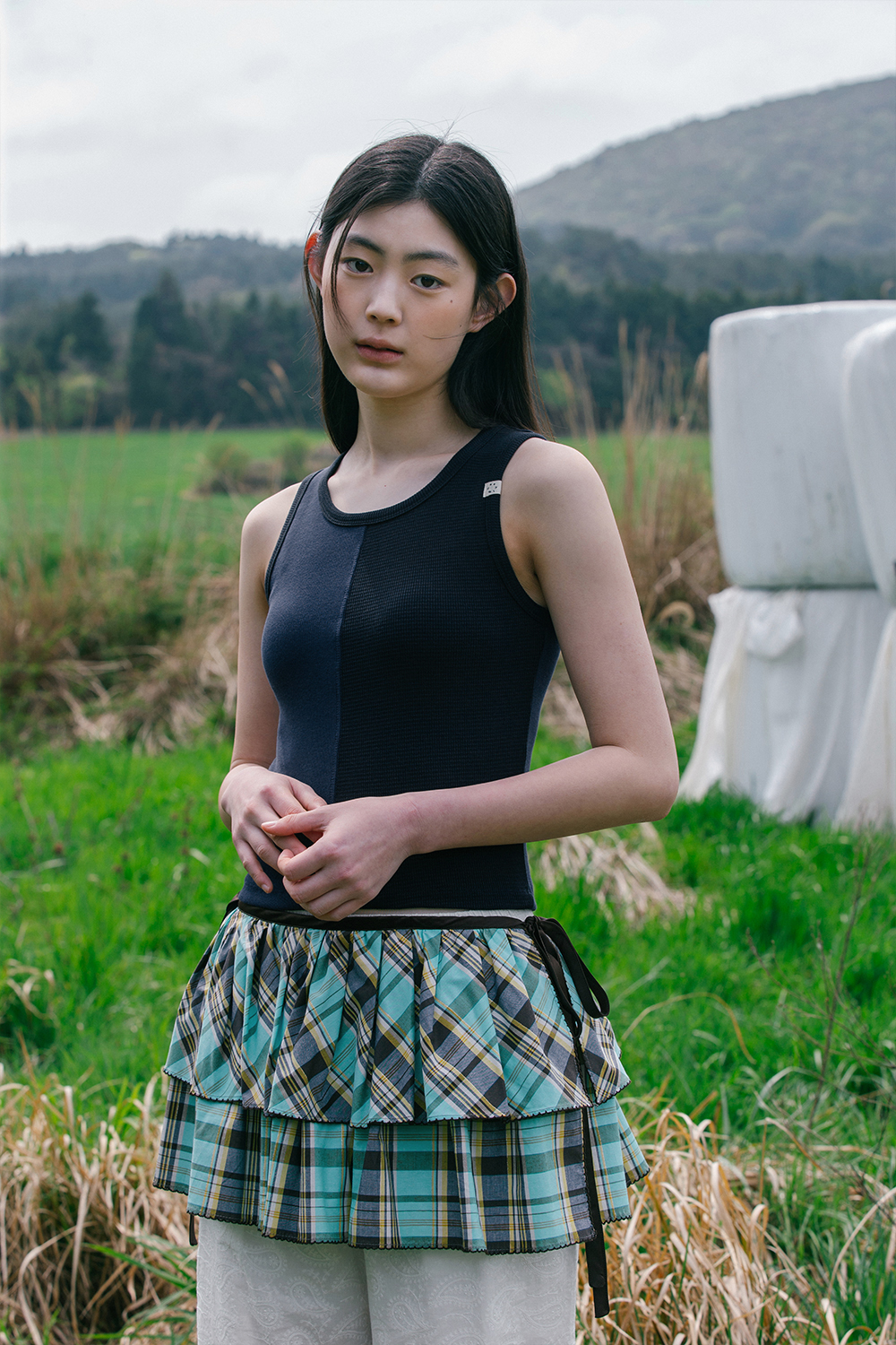 CHECK WRAP SKIRT, NAVY - 감도 깊은 취향 셀렉트샵 29CM