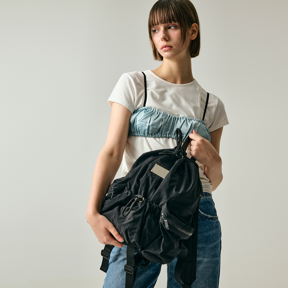 Salad Bowls-LIGHT STREET SMALL BACKPACK [BLACK]│삼성물산