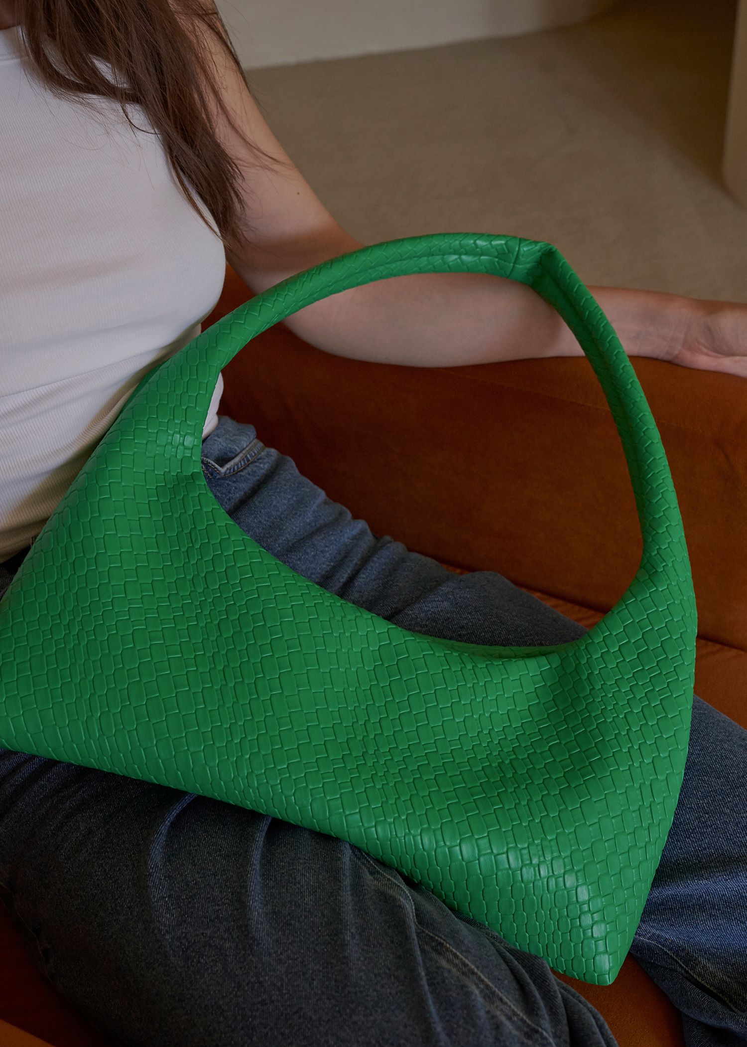 Cross Body Slouchy Hobo Bag Tennis Green - 감도 깊은 취향