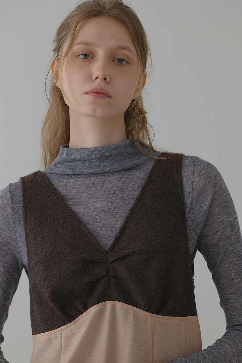 6-wool-sheer-turtleneck-top-charcoal-29cm