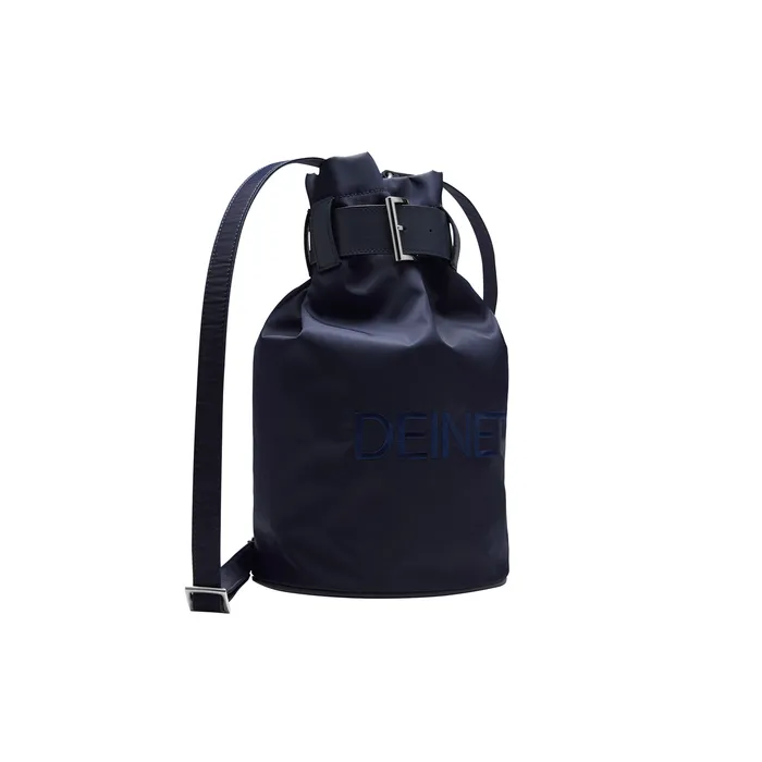 DEINET LOGO BUCKET BAG ★韓国人気★ 追跡付 Qoo10] DEINET 【DEINET】 DEINET LOGO : バッグ・雑貨