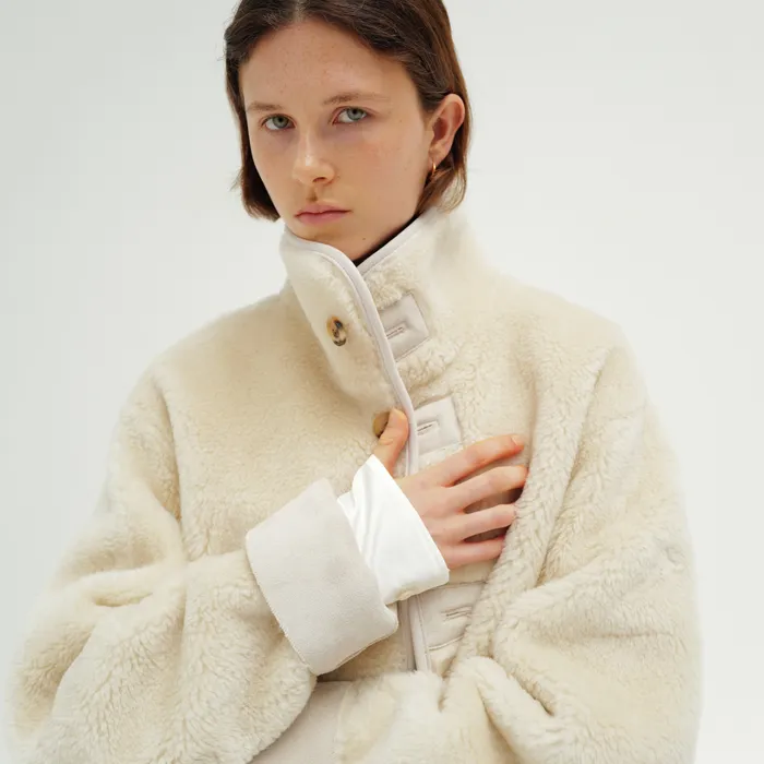 Reversible shearling coat (ivory / brown / black) - 감도 깊은 취향 