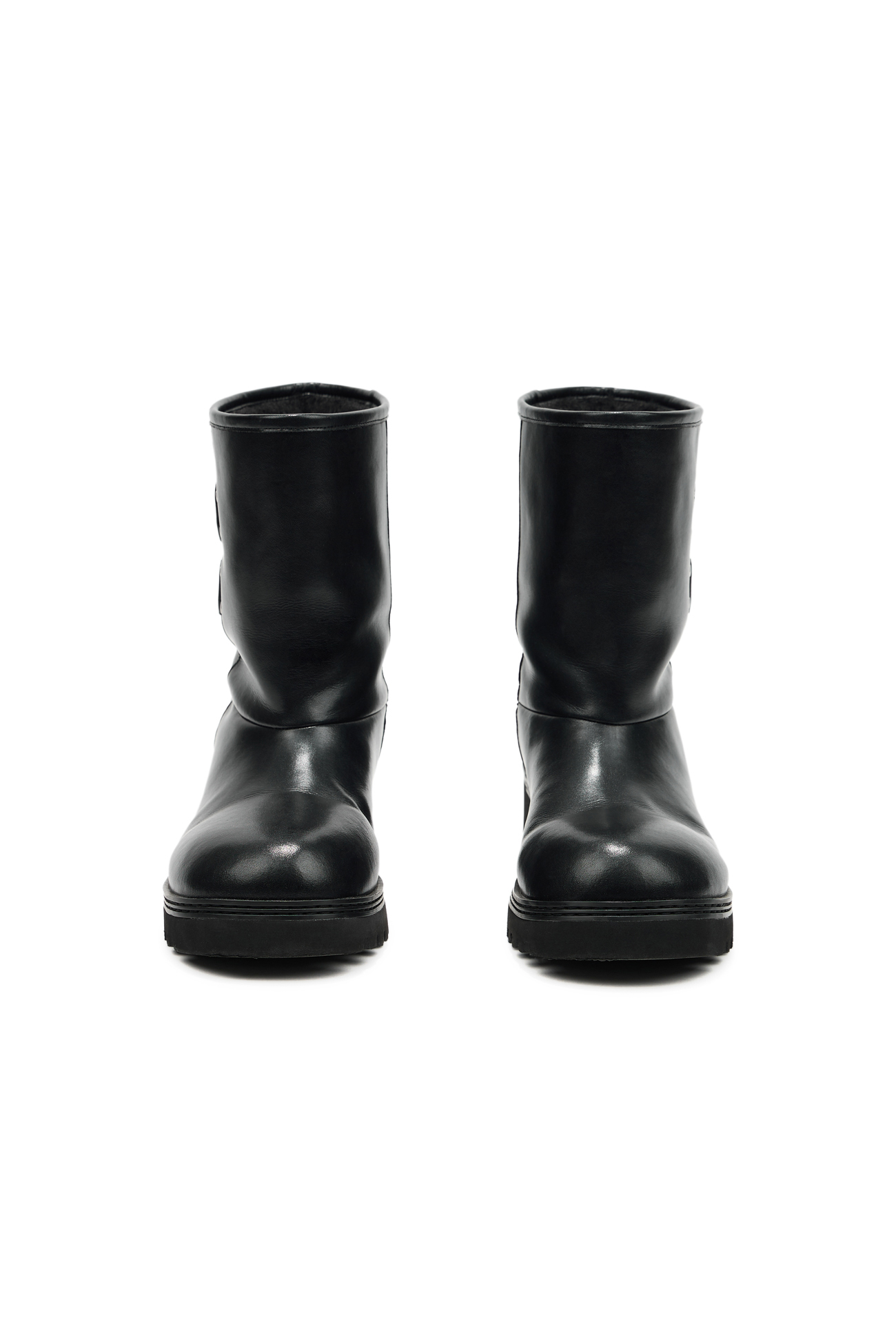 TEDDY BEAR BUCKLE BOOTS IN LEATHER BLACK - 감도 깊은 취향