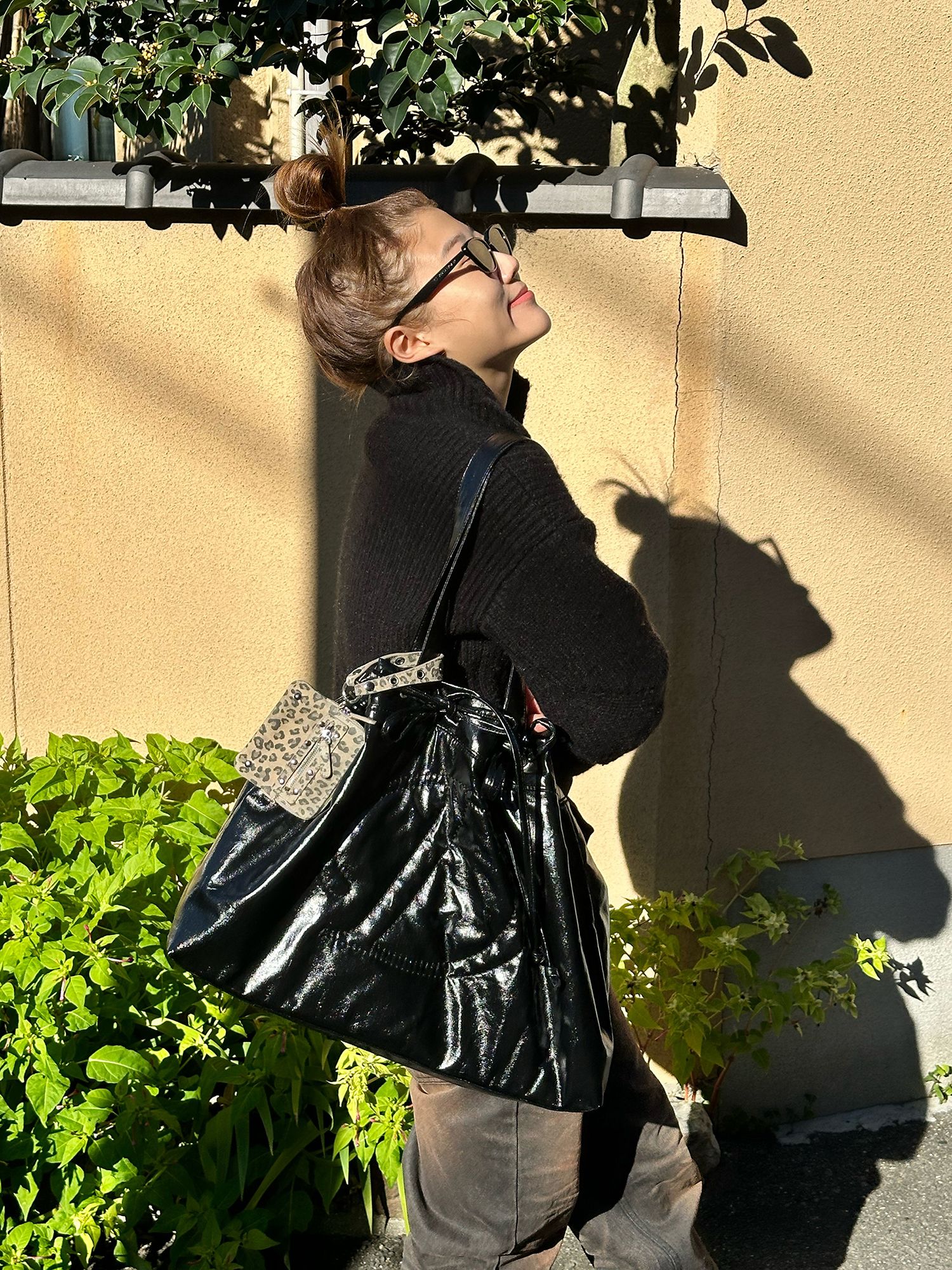 D STITCH PADDING BAG IN BLACK - 감도 깊은 취향 셀렉트샵 29CM
