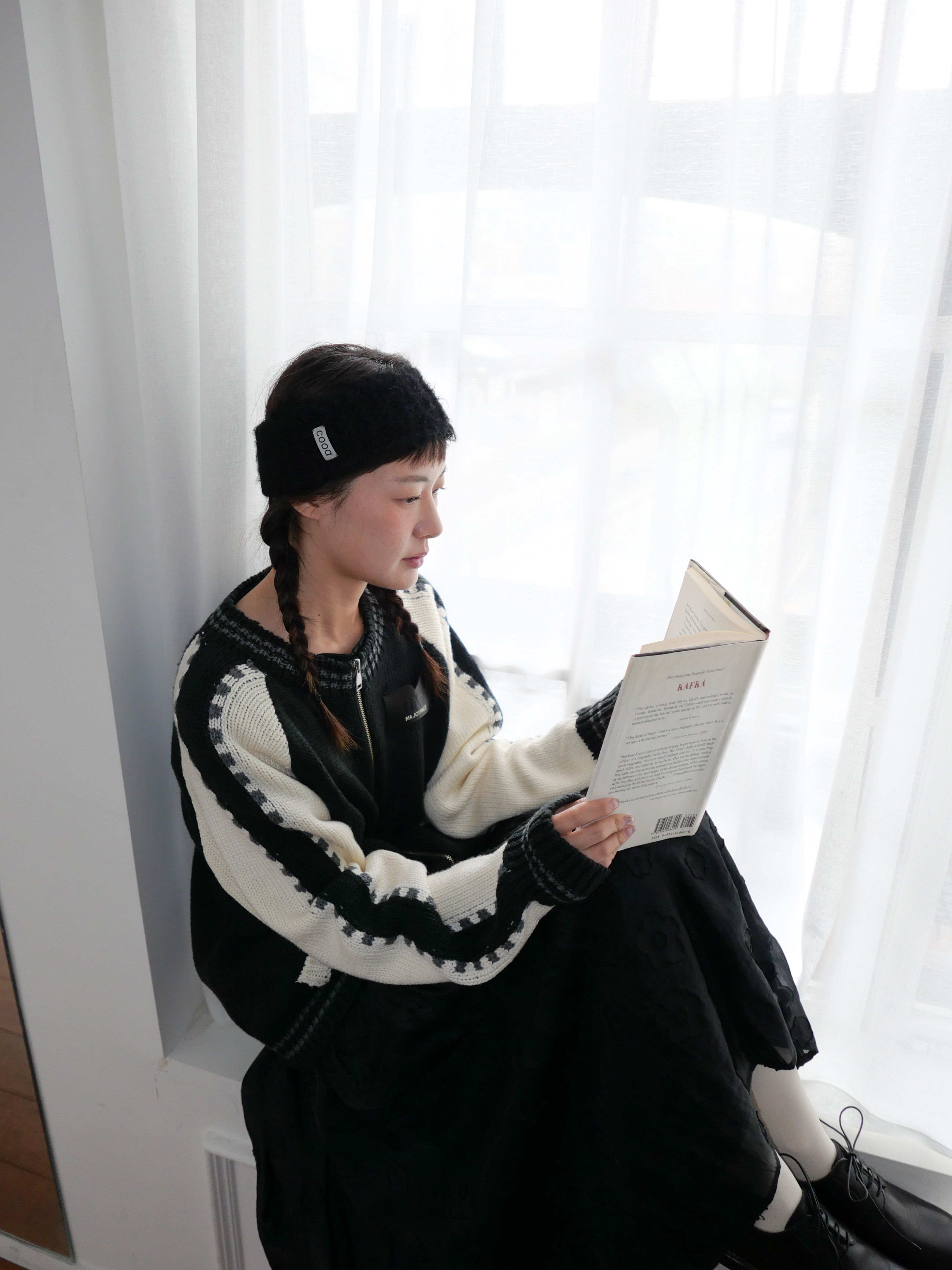 韓国商品/MAJOURNEE VARSITY KNIT FULL ZIP-UP Cashmere/wool zip-up neck warmer White For Women | Maje