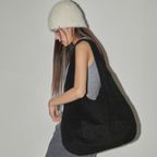 wool pebble bag (BK)