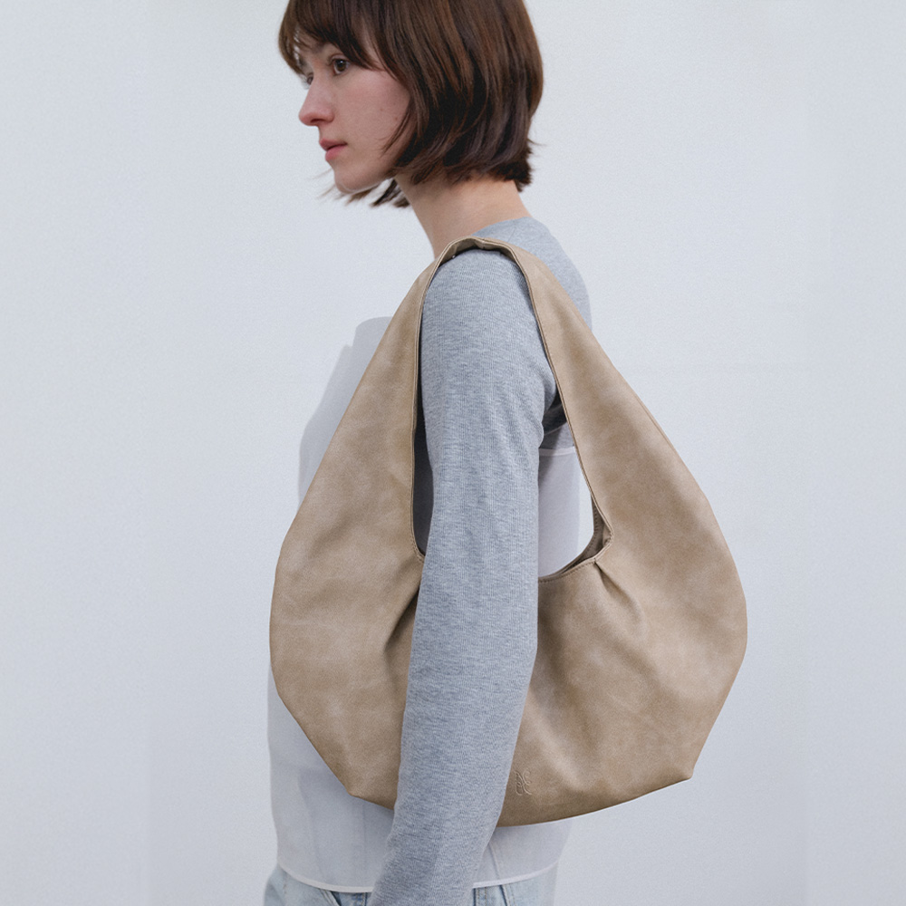 トートバッグ [ACOC] Interview M Suede Bag ACOC (アコック) | Interview M Bag Suede (camel) | ショルダー