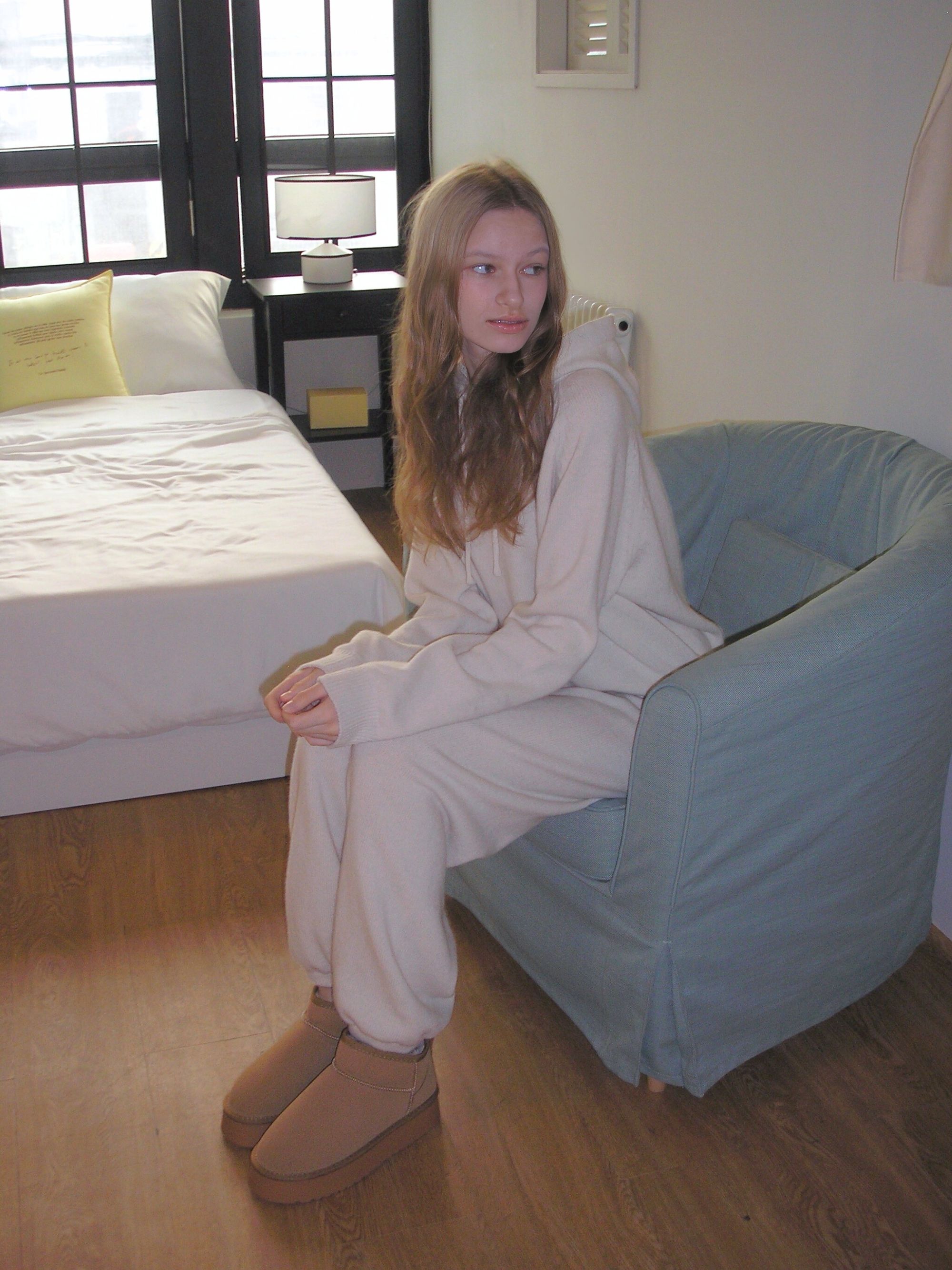 thumbnail-4