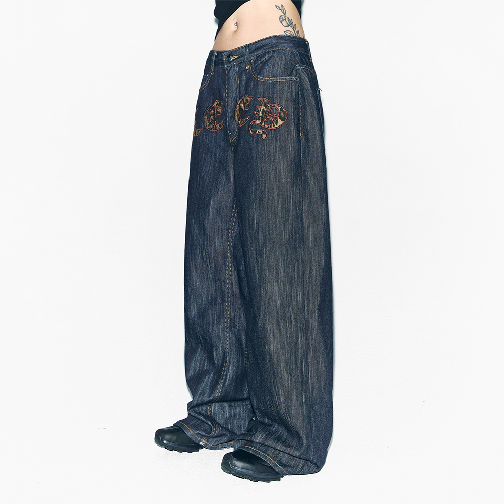 [L.E.E.Y] LEOPARD APPLIQUE WIDE PANTS /追跡付 LEOPARD APPLIQUE WIDE PANTS BLUE - 감도 깊은 취향 셀렉트샵 29CM