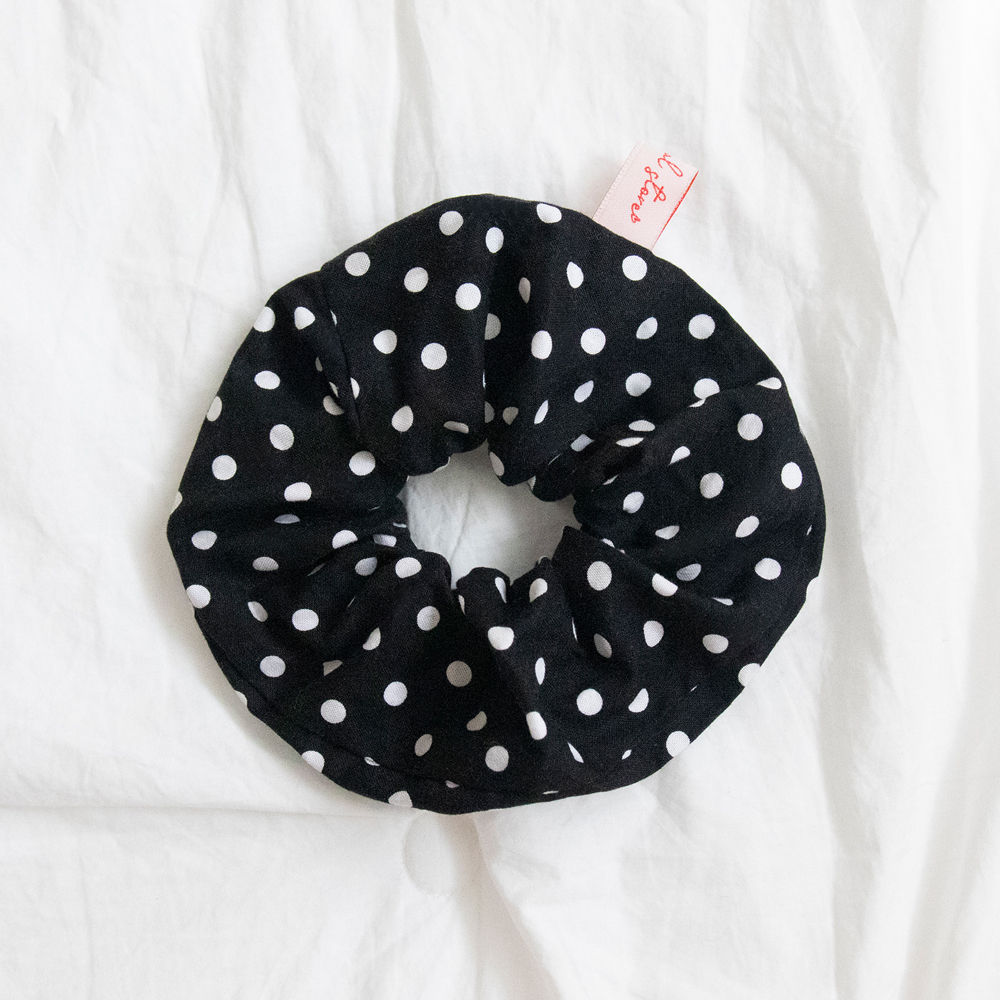 Silk 100% Scrunchie Glow - 감도 깊은 취향 셀렉트샵 29CM