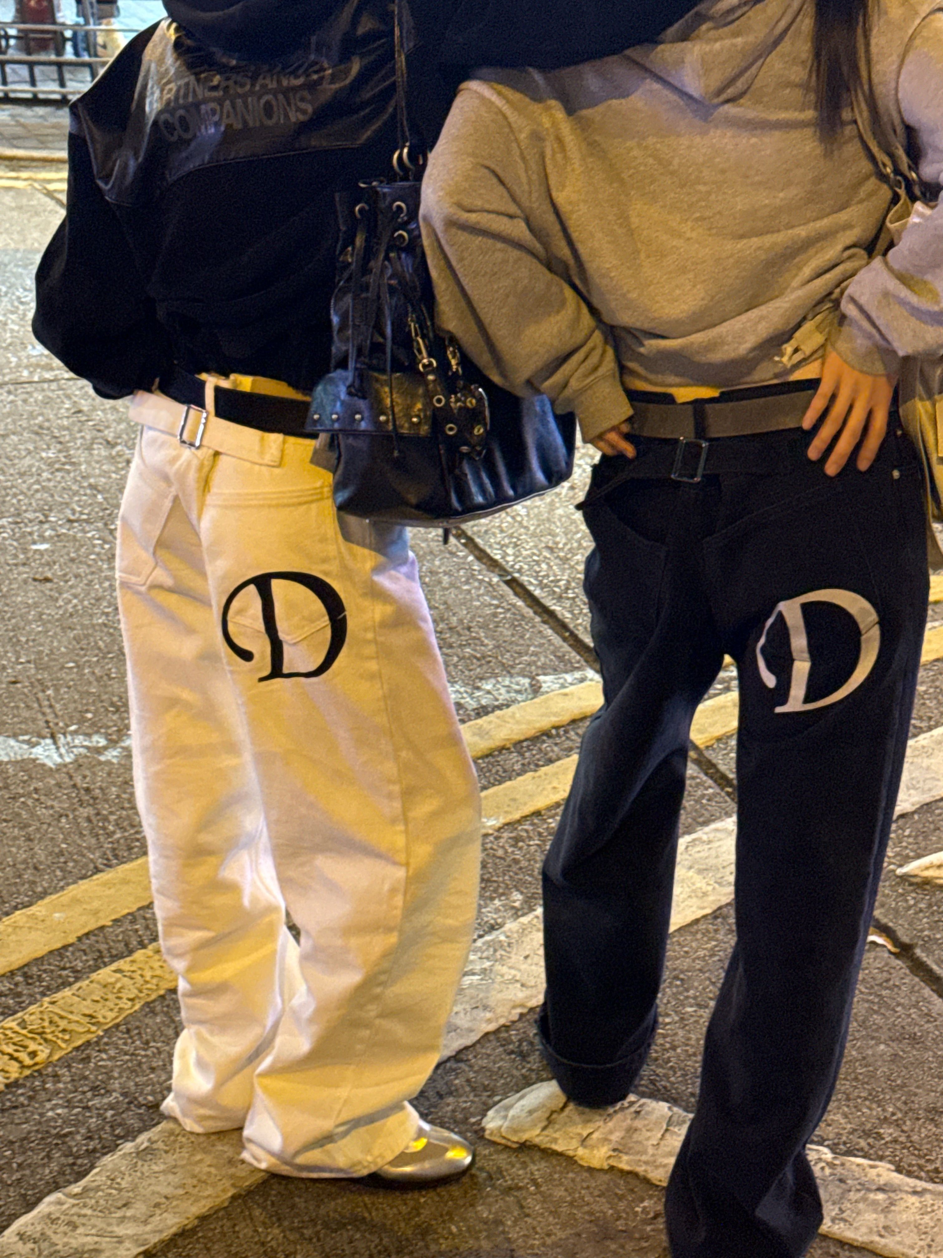 DEINET ♥ D BACK LOGO BUCKLE COTTON JEAN /追跡付 D BACK LOGO BUCKLE COTTON JEAN IN BLACK - DEINET