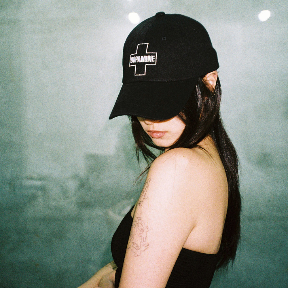 【韓国 twentyeight】Twenty Eight Dopamine cap [Black] Twenty Eight Dopamine cap [Black] - 감도 깊은 취향 셀렉트샵 29CM