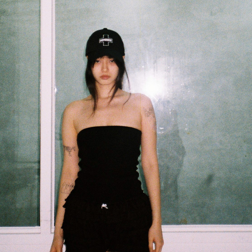 Twenty Eight Dopamine cap [Black] - 감도 깊은 취향 셀렉트샵 29CM