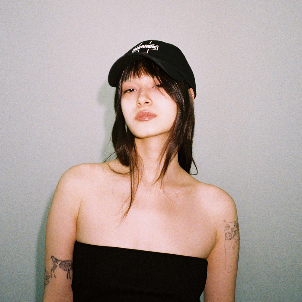 Twenty Eight Dopamine cap [Black] - 감도 깊은 취향 셀렉트샵 29CM