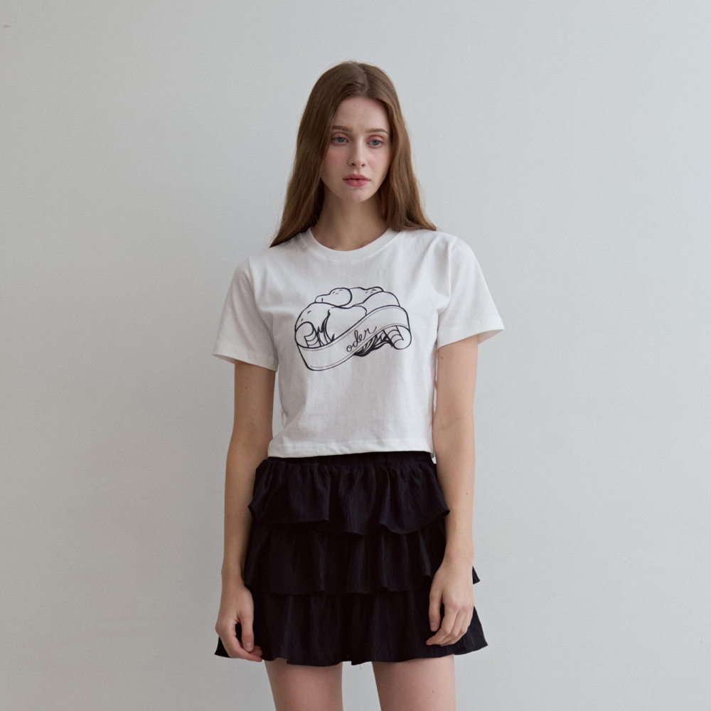 MAISON ROLA CAT FRIENDS T-SHIRT WHITE - 감도 깊은 취향