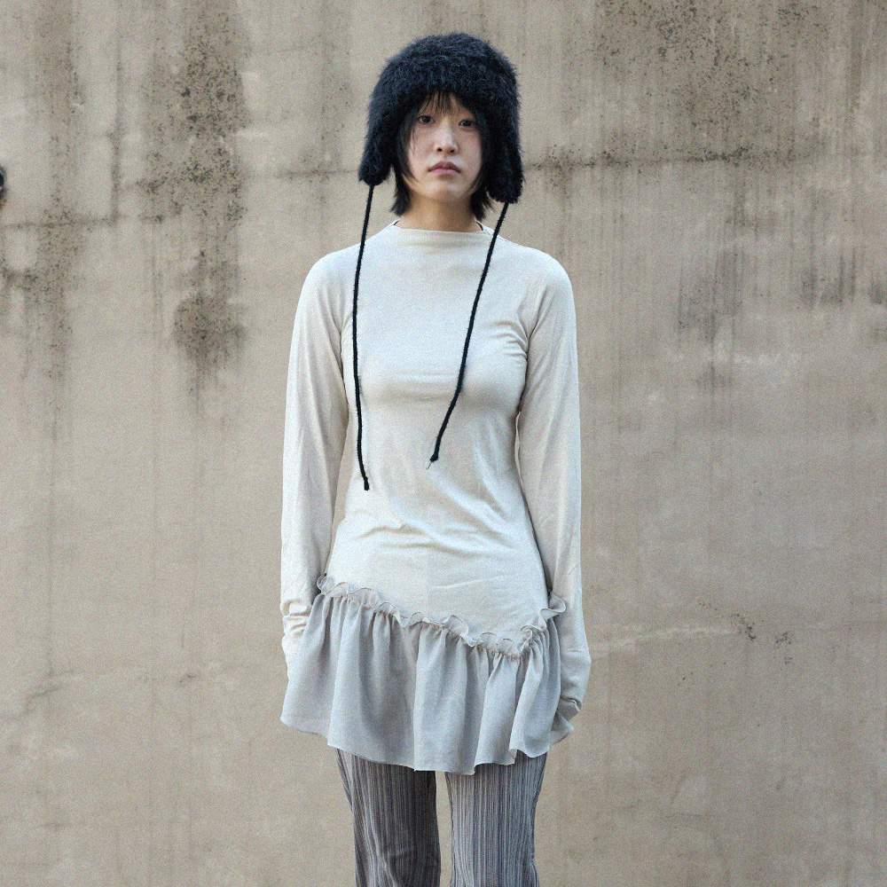 ★SCULPTOR★ Maui OffShoulder Dress Washed Charcoal SC25S301 SCULPTOR Maui Off-Shoulder Dress Washed Charcoal – SeoulSeoul