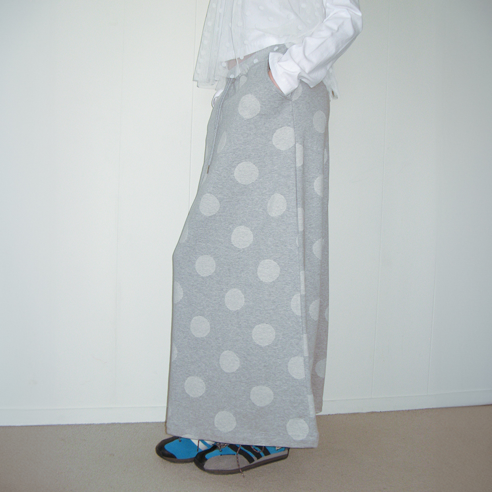DOT MIXED MAXI SKIRT (LIGHT GREY) - 감도 깊은 취향 셀렉트샵 29CM