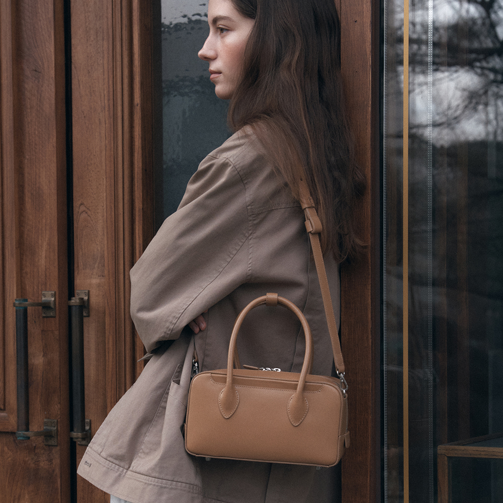 トートバッグ demeriel Cayley Boston Bag Choco Brown CAYLEY BOSTON 드메리엘