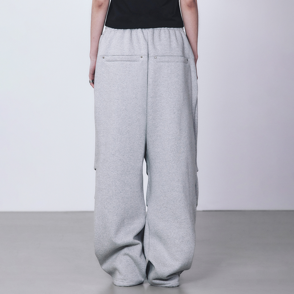 RENEWAL) Rivet Sweat Set-up Pants [ Gray ] - 감도 깊은 취향