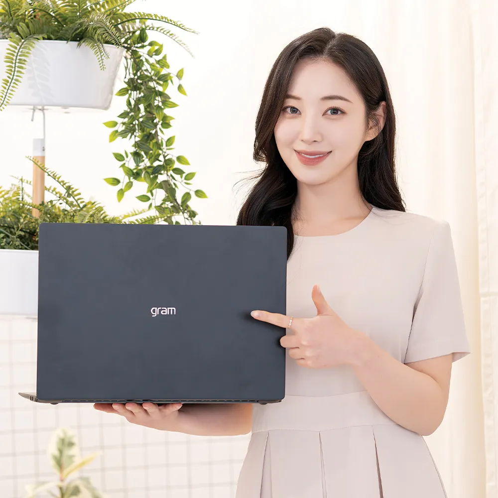 LG 2025 17 17Z90TR SD7LK Ultra7 32GB 512GB RTX4050 WIN11 lg-2025-17-17z90tr-sd7lk-ultra7-32gb-512gb-rtx4050-win11