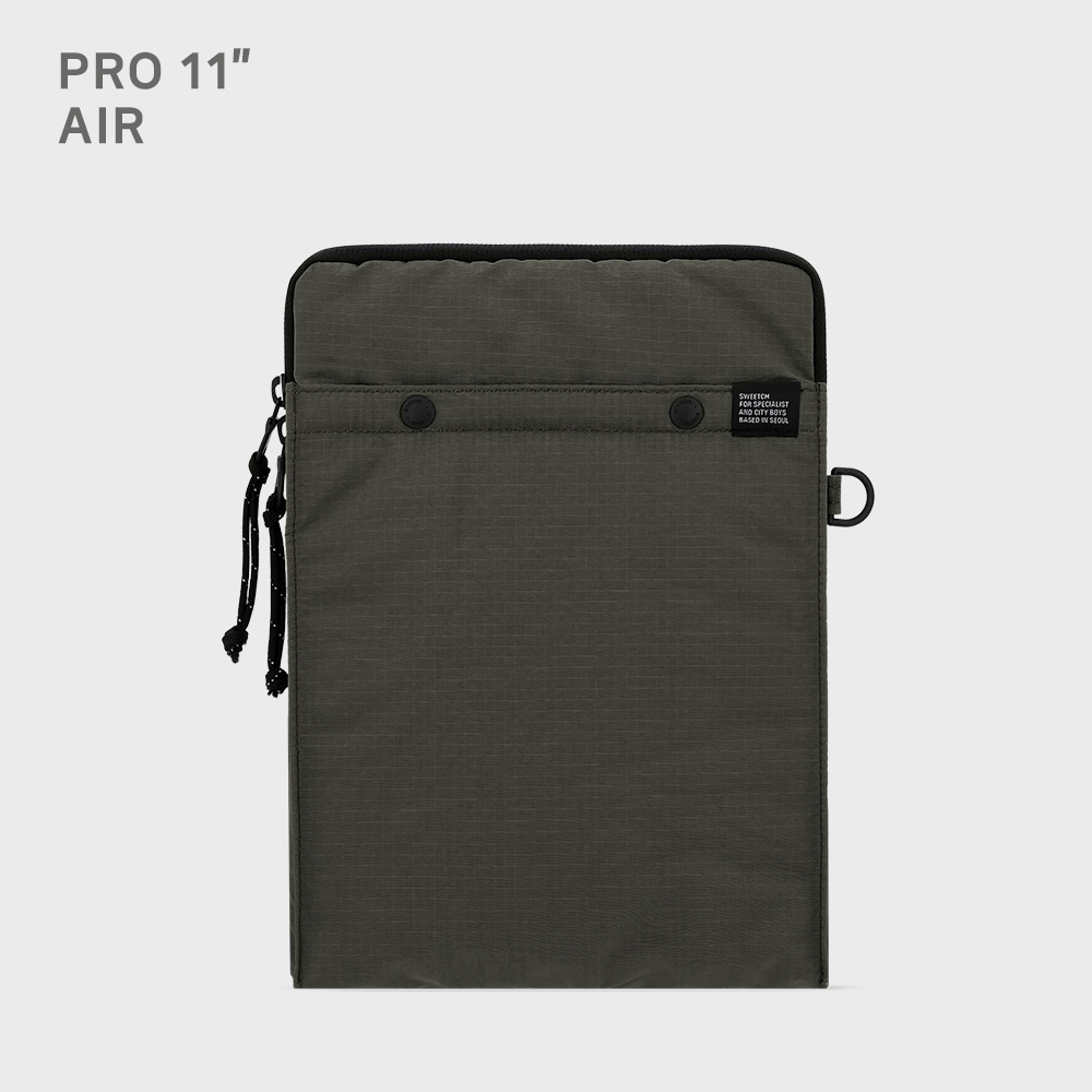 CITY BOYS IPAD CASE Black - 감도 깊은 취향 셀렉트샵 29CM