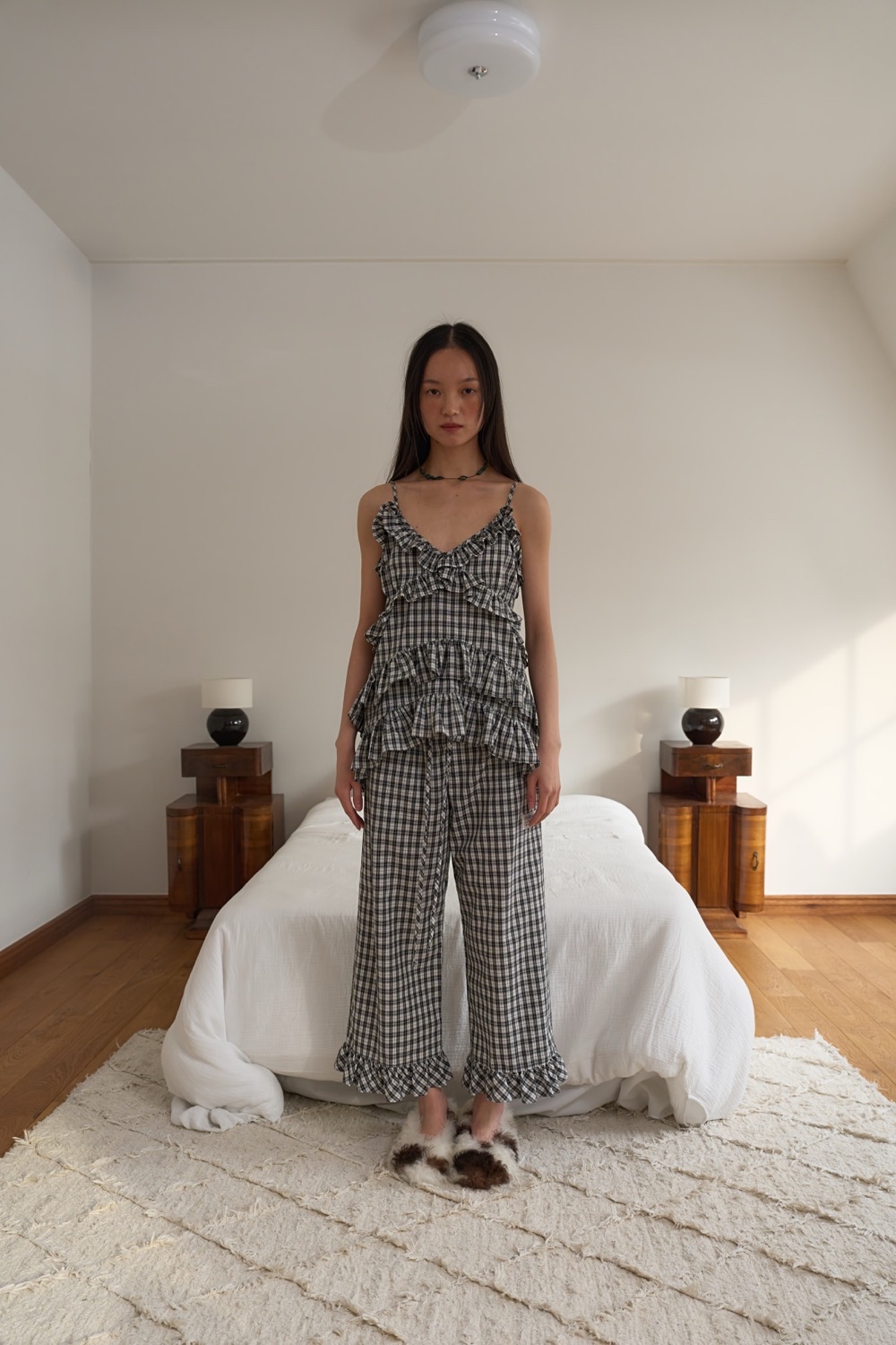 パンツ [OURSAALTY] Ann Check Frill Pants : Black check raschel frill pants – jonnlynx offical store