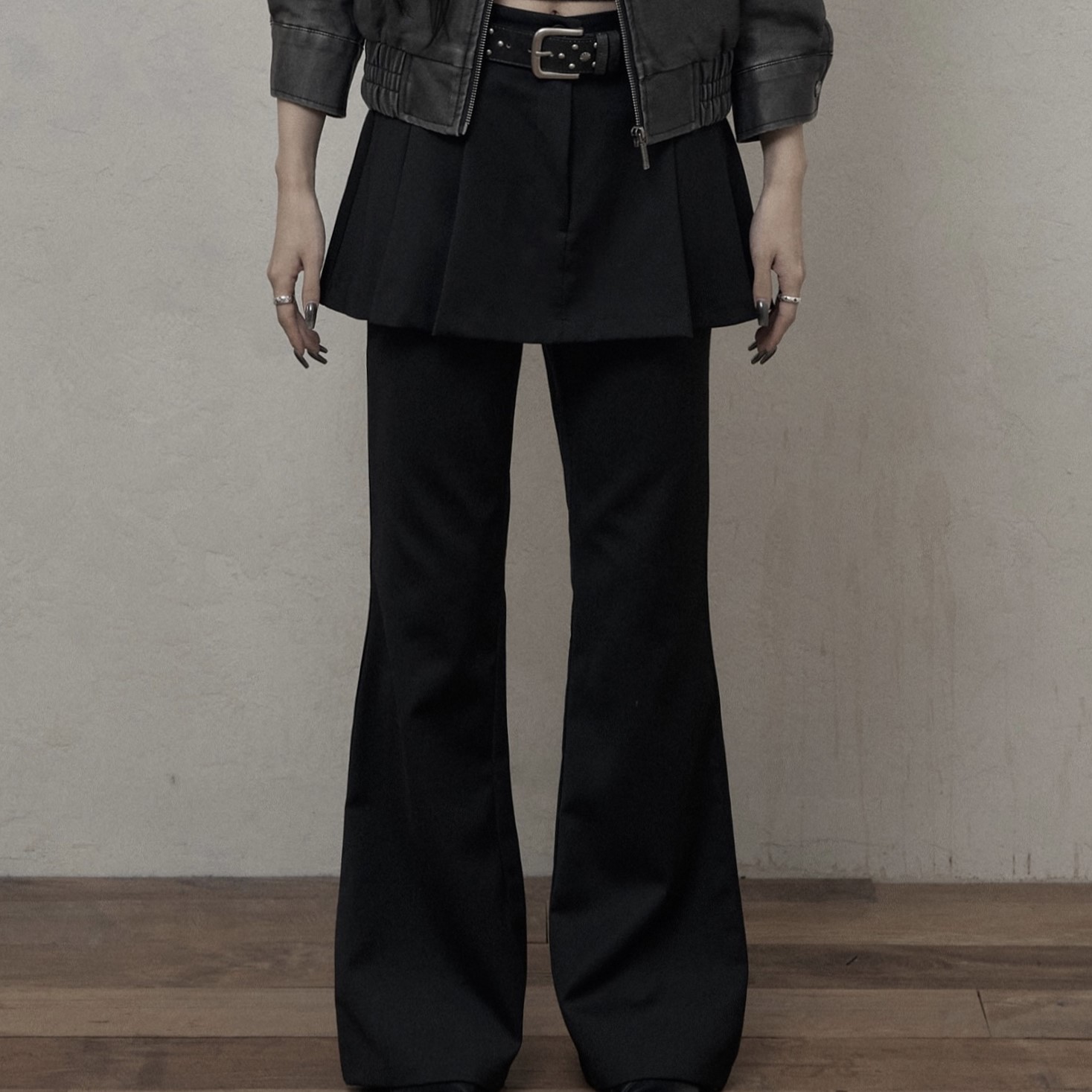 Side Buckle Wrap Skirt Pants [ Black ] - 감도 깊은 취향