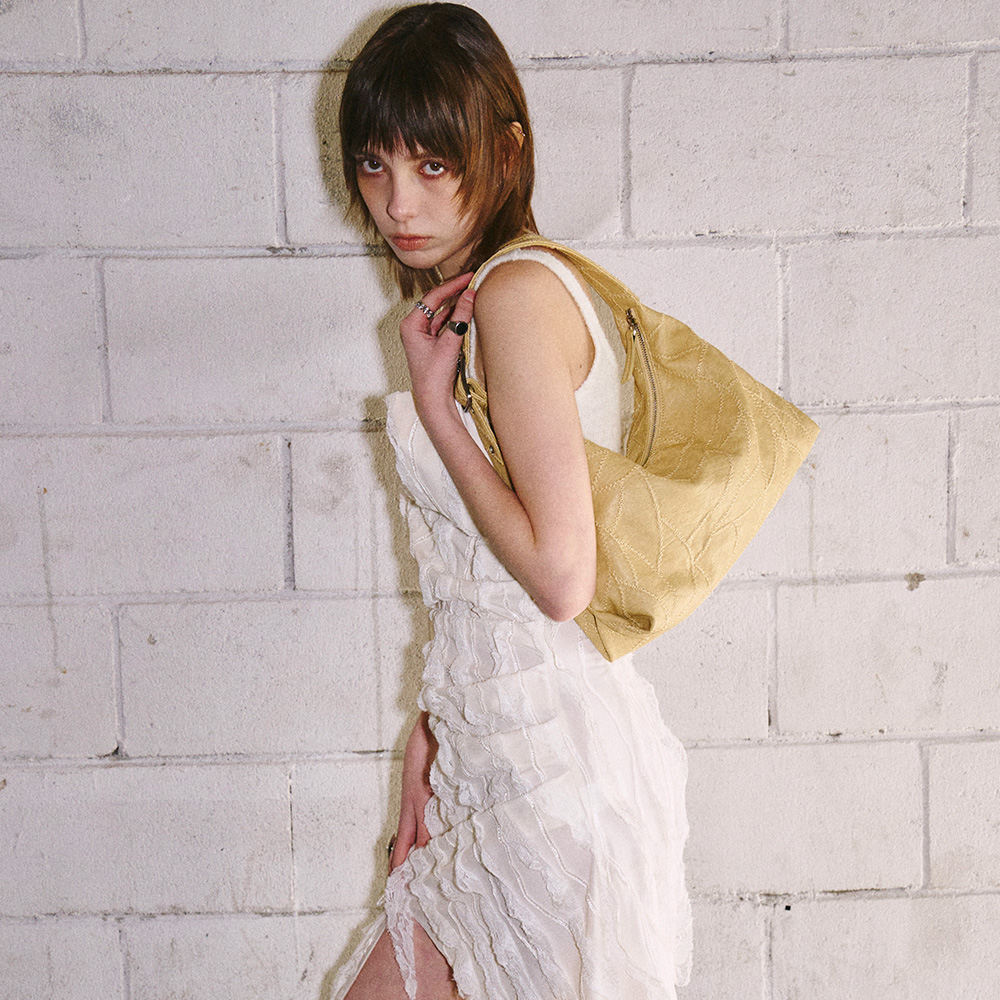☆SAND MUSEUM☆ CACTUS HOBO BAG Butter Yellow SM1B0004 14th Restock) CACTUS HOBO BAG [Butter Yellow] - SAND MUSEUM