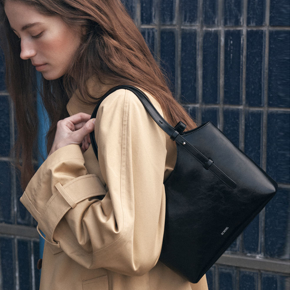 Demeriel] Cayley Boston Bag Plus Chestnut - 감도 깊은 취향