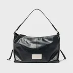 SIDE ZIPPER SHOULDER BAG IN BLACK