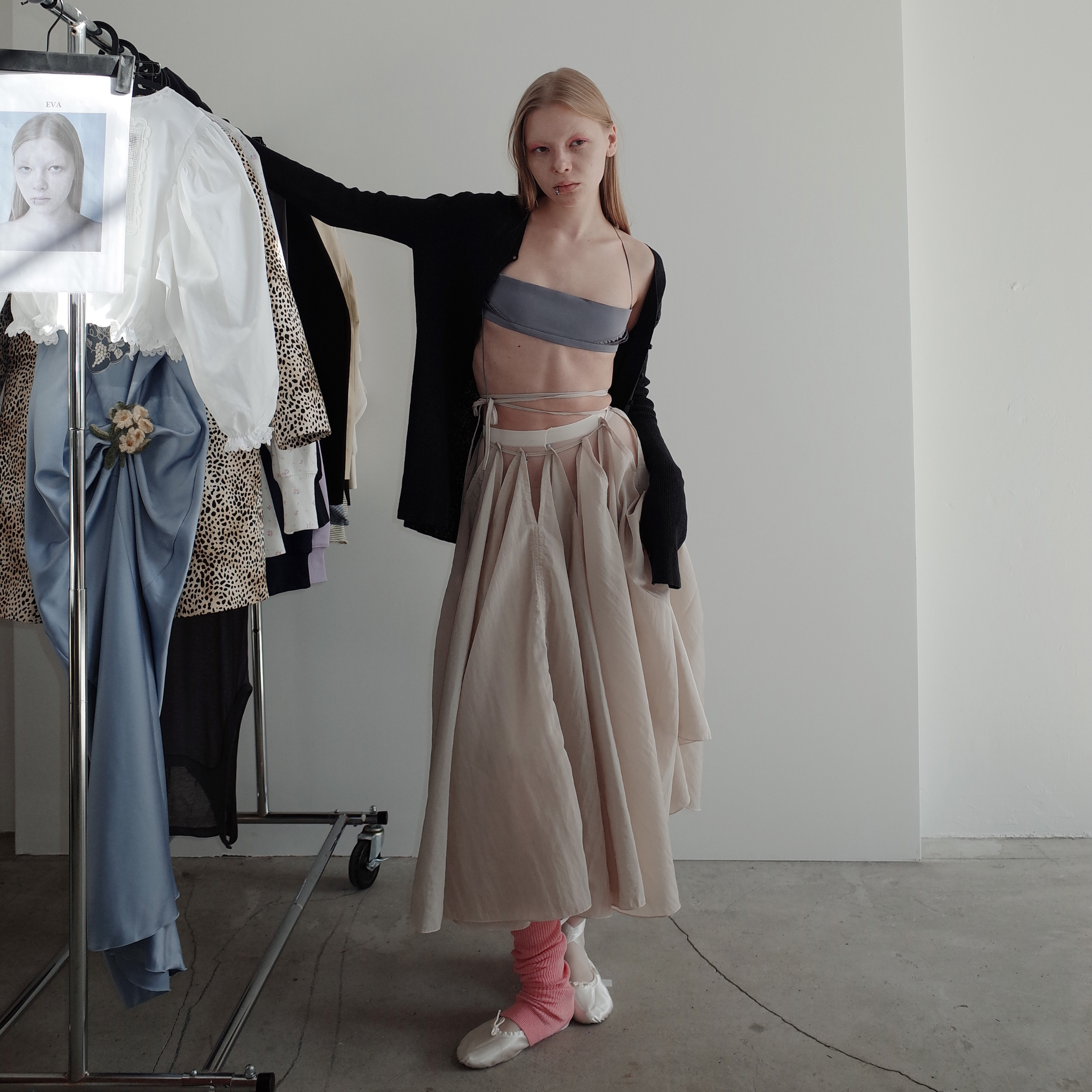 【Loulouseoul】24fw Coy Cancan Frill Midi Skirt Loulouseoul】24fw Coy Cancan Frill Midi Skirt Coy Cancan
