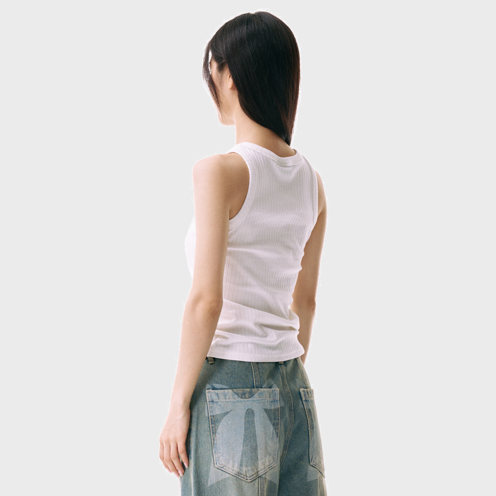 【IUGAMAKARAS】STUDDED SLEEVELESS MUSINSA | IUGAMAKARAS Studded Leather Shoulder Bag (Khaki)