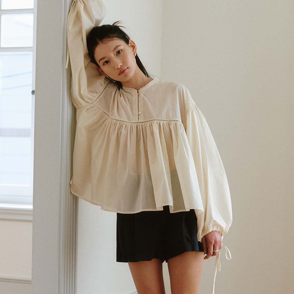 トップス cotton shirring blouse COTTON SHIRRING BLOUSE(BE) - 감도 깊은 취향 셀렉트샵 29CM