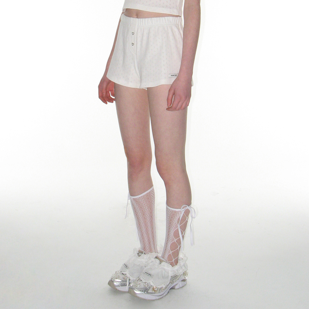 ★24-25FW新作★YOUHEE X LITTLE TWIN STAR LOGO SHORTS YOUHEE X LITTLE TWIN STAR LOGO SHORTS BLACK - 감도 깊은 취향