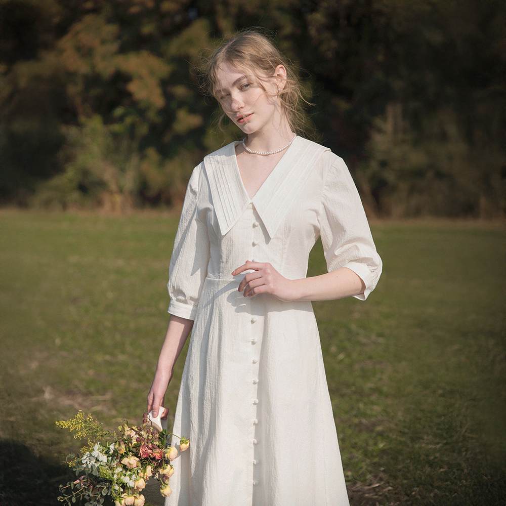 Lenina ♥ ROMIN V neck pintuck collar dress /追跡付 ROMIN V neck pintuck collar dress_WHITE - 감도 깊은 취향