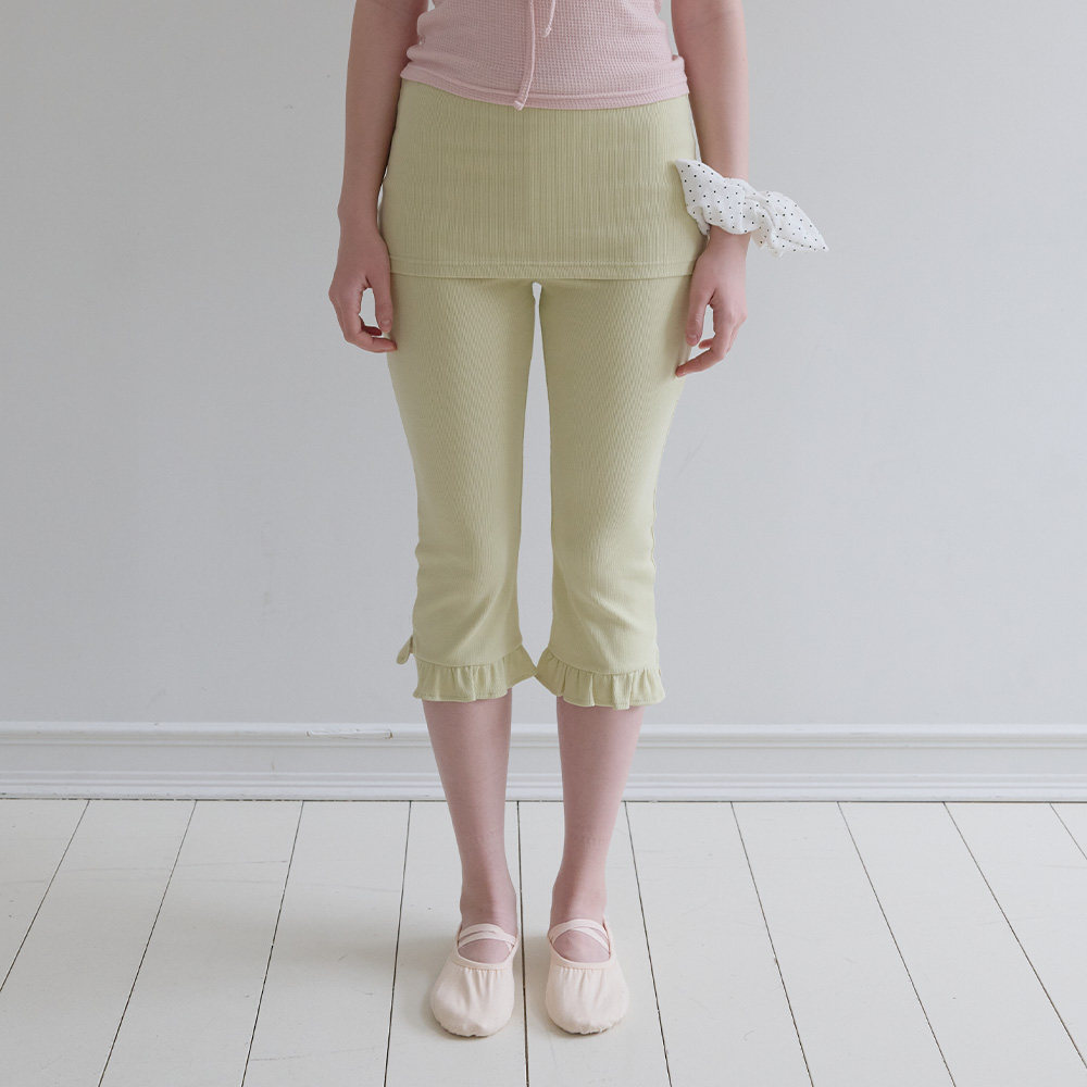 【FUNFROMFUN】Frill Hem Capri ★韓国人気★ 追跡付 Frill Hem Capri (Butter) - 감도 깊은 취향 셀렉트샵 29CM