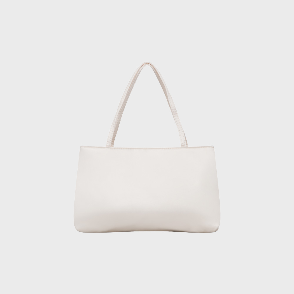 [MARITHE]★韓国人気★REGULAR LOGO SATIN MINI BAG MARITHE]☆韓国人気☆REGULAR LOGO SATIN MINI BAG (Marithe +