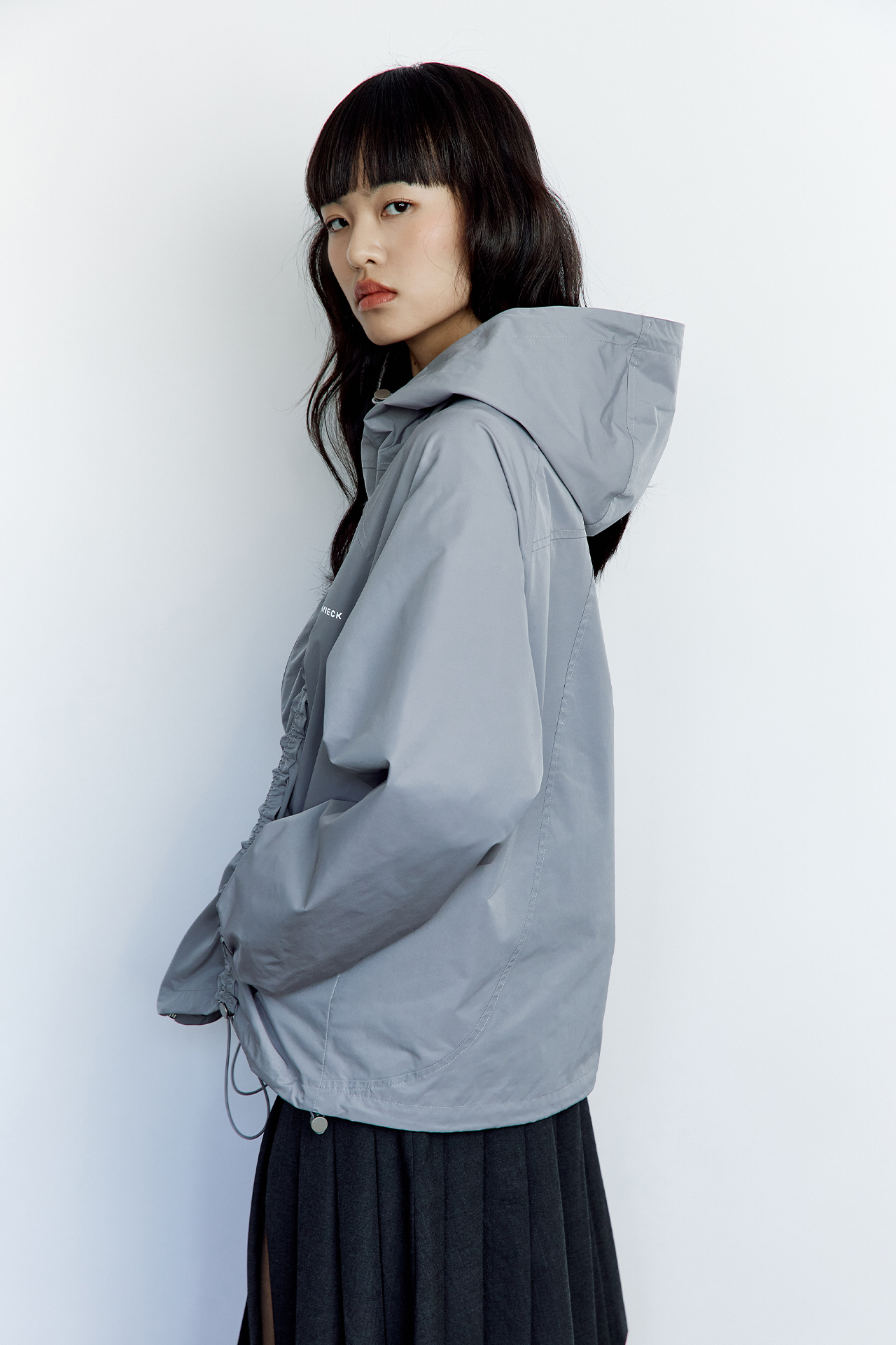 SHIRRING WIND BREAKER GRAY - 감도 깊은 취향 셀렉트샵 29CM