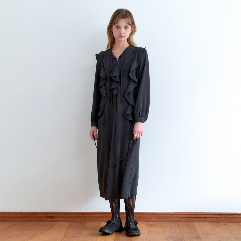 韓国商品/HOKUSPOKUS Innocent tie dress Innocent tie dress / White : HOKUSPOKUS (호쿠스포쿠스)