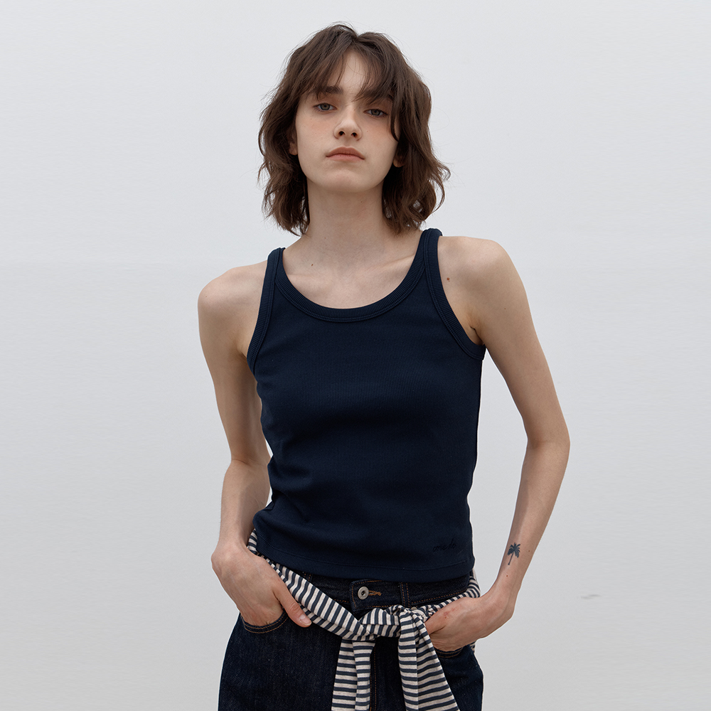 WM STAR LOGO SLEEVELESS TOP black - 감도 깊은 취향 셀렉트샵 29CM