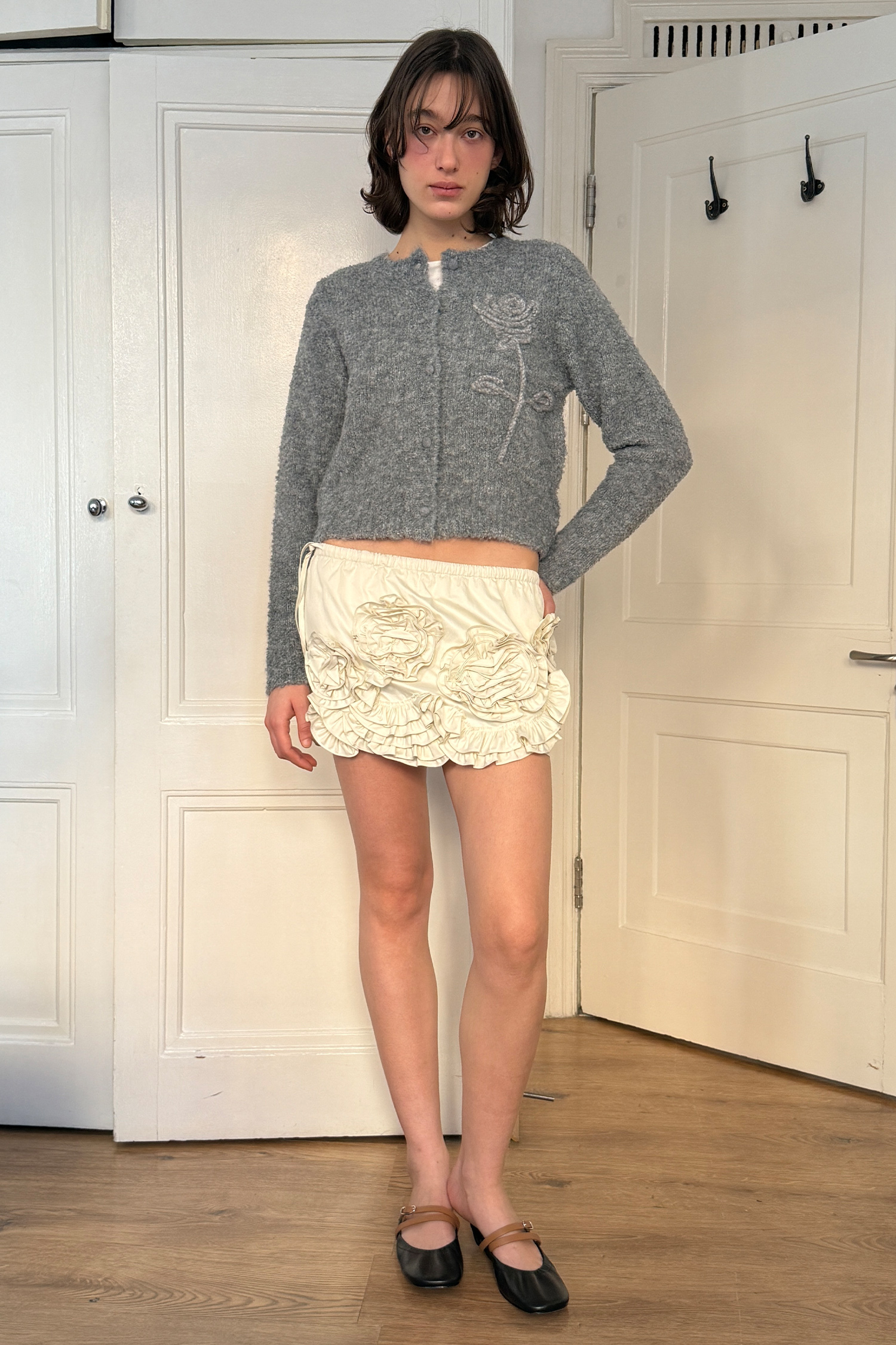 Rose Frill Mini Skirt (Cream Yellow) - 감도 깊은 취향 셀렉트