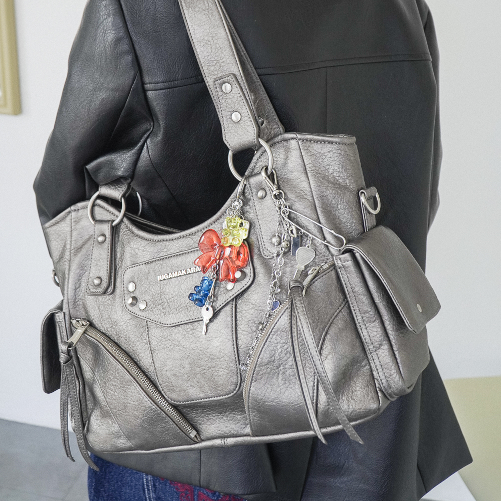 IUGAMAKARAS Studded Shoulder Bag シルバー セール】【IUGAMAKARAS】Studded Shoulder Bag（ショルダー