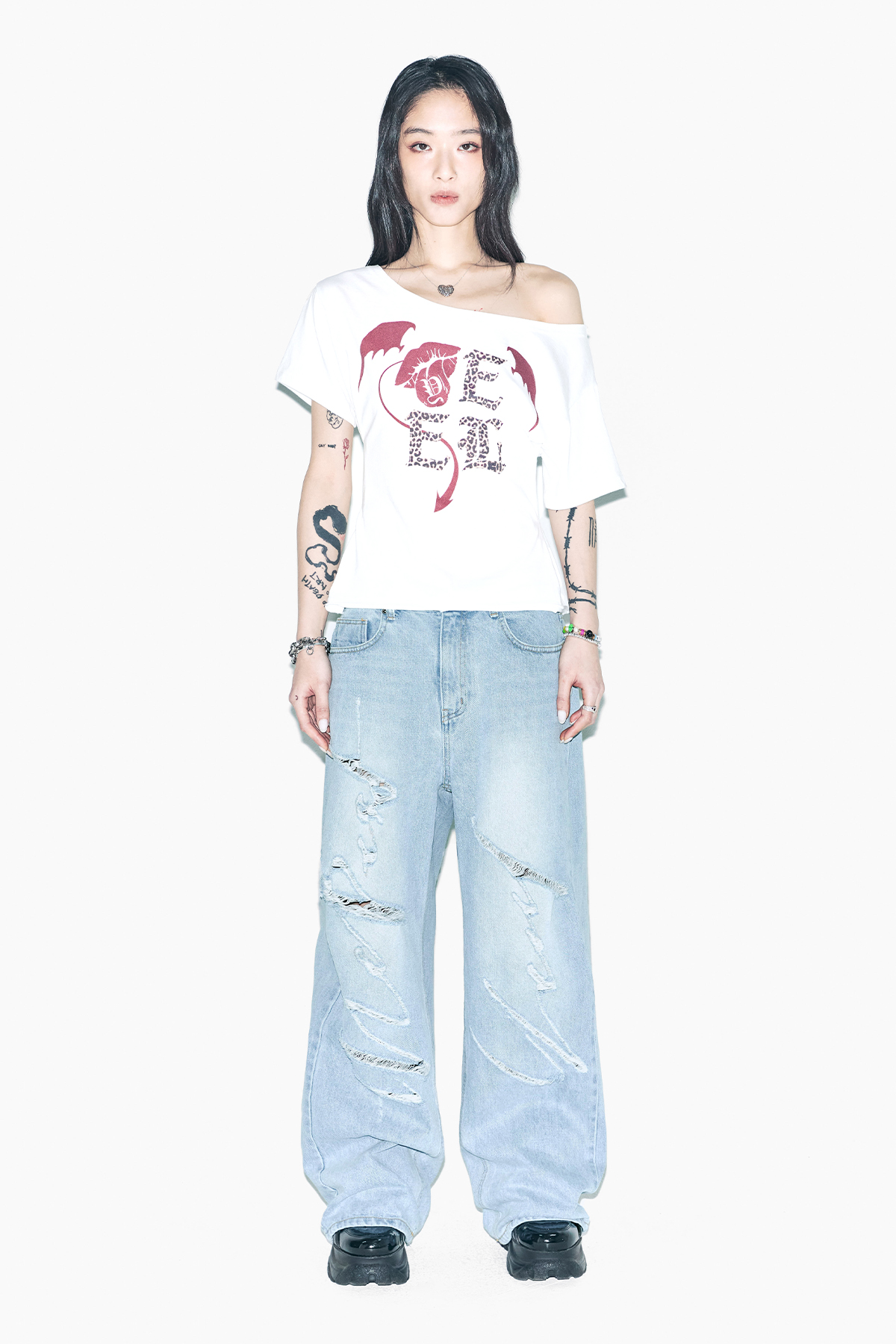 韓国商品/YEEL SIGNATURE LOGO DESTROYED DENIM YEEL] SIGNATURE LOGO DESTROYED DENIM /追跡付 (Leey/デニム