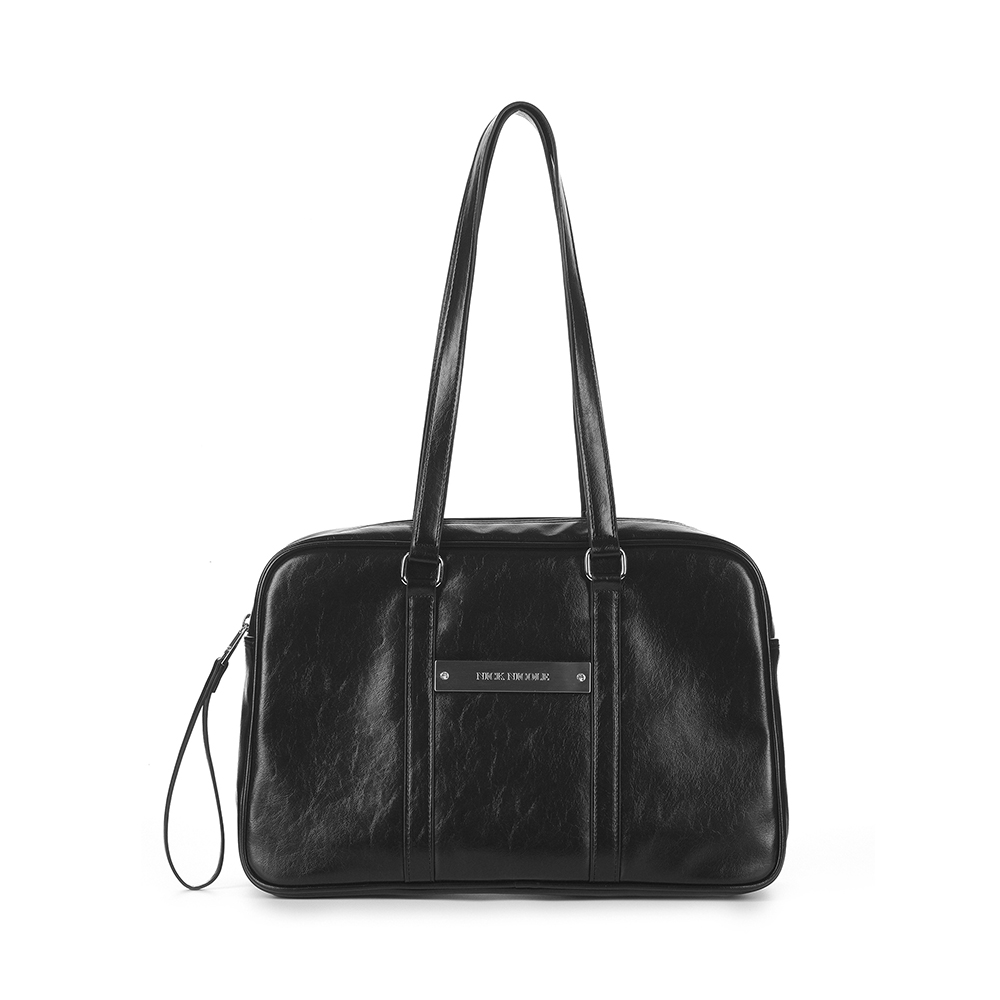 ★NlCK&NLCOLE★ NICOLE GLOSSY SQUARE SHOULDER BAG_BLACK NICOLE GLOSSY SQUARE SHOULDER BAG_BLACK - 감도 깊은 취향