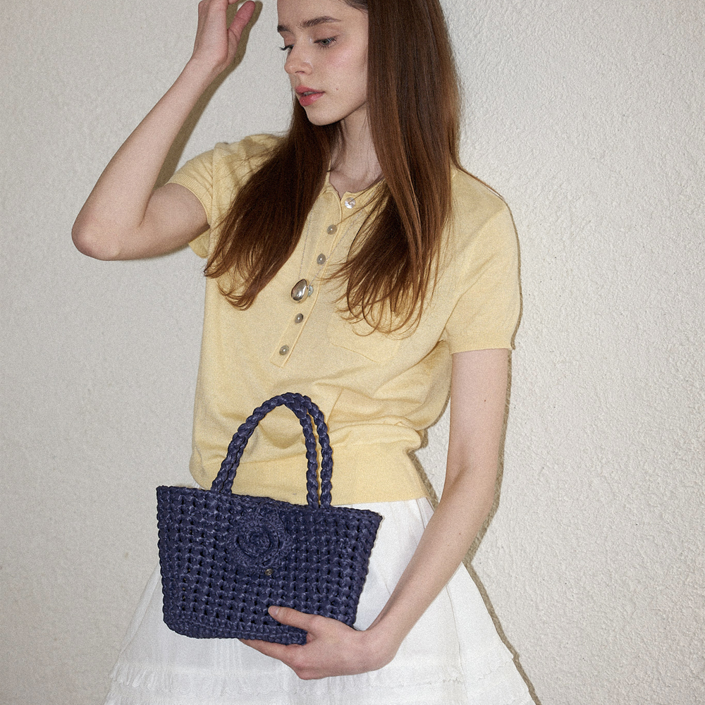 トートバッグ [Slowslowly] Camellia Handmade Crochet Raffia Mini Tote Bag トートバッグ [Slowslowly] Camellia Handmade Crochet Raffia