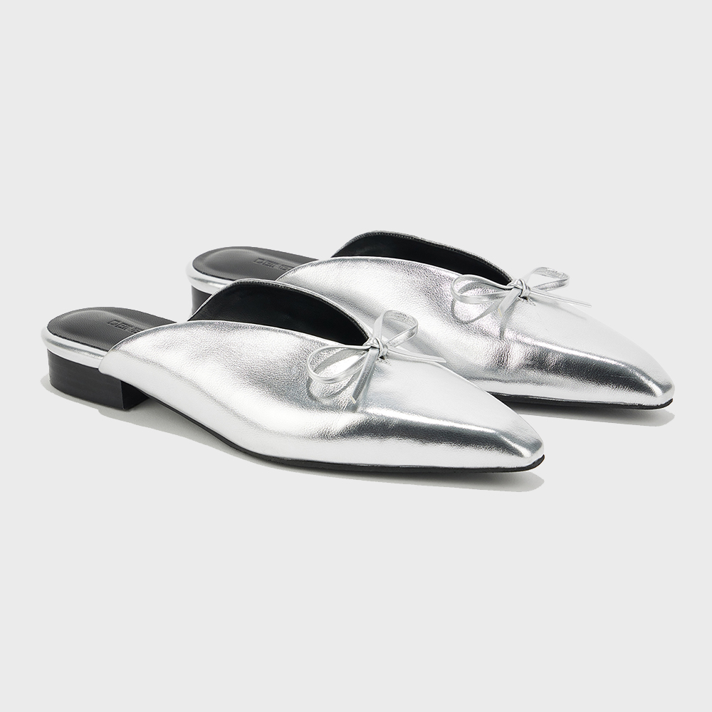 パンプス RIBBON STILLETTO MULE IN SILVER RIBBON STILLETTO MULE IN SILVER - 감도 깊은 취향 셀렉트샵 29CM