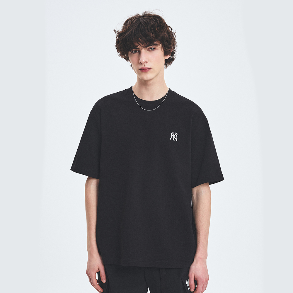 MATIN EDGE STITCH LOGO TOP IN BLACK - 감도 깊은 취향 셀렉트