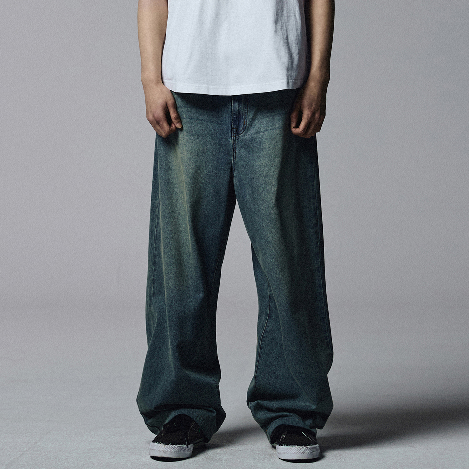 ☆NOT4NERD☆ Camo Patch Work Layered Denim Pants Deep Blue Camo Patch Work Layered Denim Pants - Deep Blue - 감도 깊은