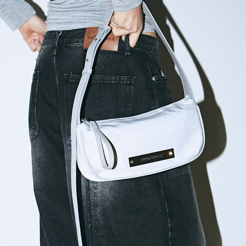CRYSTAL POUND LEATHER BAG_BROWN - 감도 깊은 취향 셀렉트샵 29CM