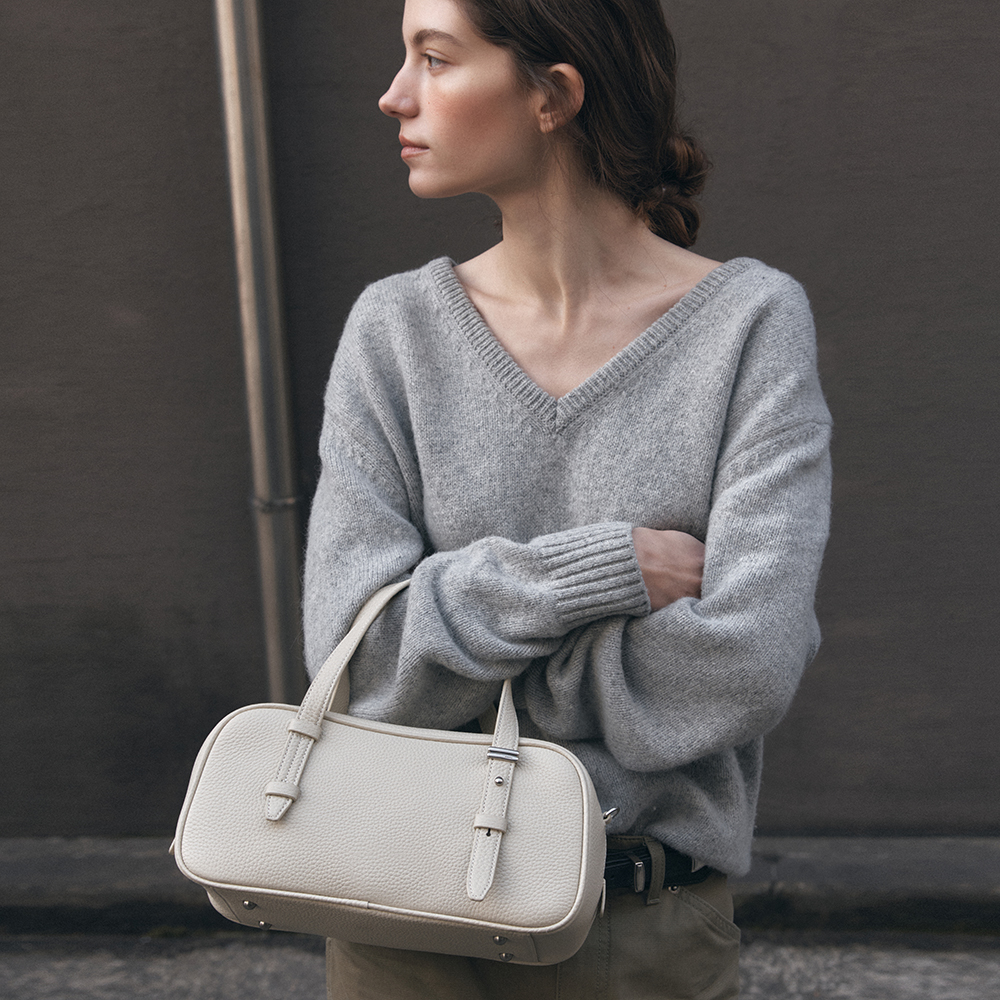 Demeriel] Cayley Boston Bag Small Navy - 감도 깊은 취향